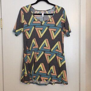S‎ LuLaRoe Perfect Tee NWOT